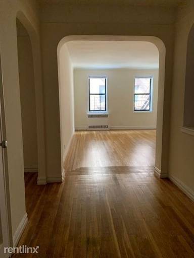 Main picture of 4323 42nd St