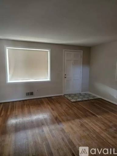 Main picture of 2138 Graythorn Rd