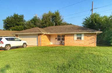 Main picture of 5941 N Terry Ave
