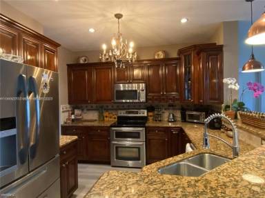 Main picture of 20255 SW 129th Ave