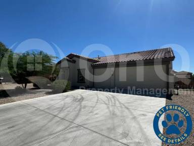 Main picture of 854 S Willis Ave