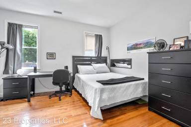 Main picture of 23 Washington Ave