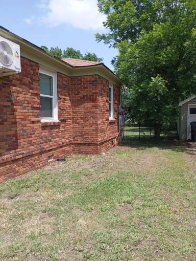Main picture of 404 Mid America Blvd