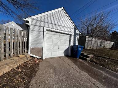 Main picture of 2326 Scott St