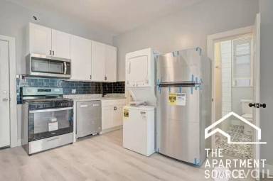 Main picture of 1333 W Walton St