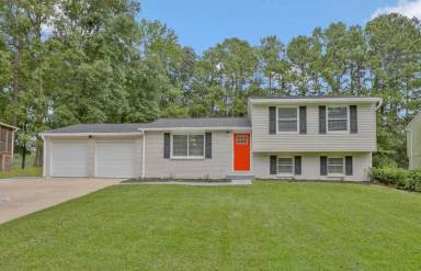 Main picture of 4140 Hawkins Xing