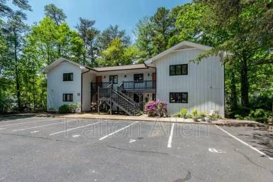 Main picture of 104 Glenn Bridge Rd