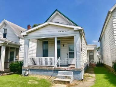 Main picture of 2119 W Michigan St
