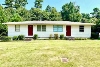 Main picture of 1511 Saugahatchee Rd