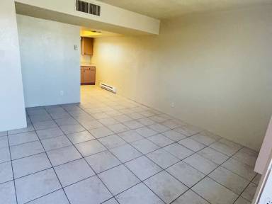 Main picture of 330 E Corona Rd