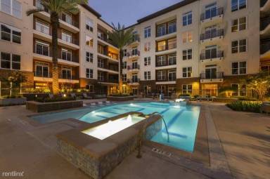 Main picture of 1711 Caroline Apartments