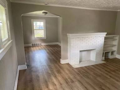 Main picture of 869 Fried St