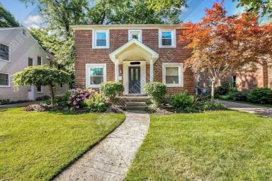 Main picture of 10755 Nadine Ave