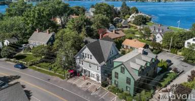 Main picture of 52 Main St