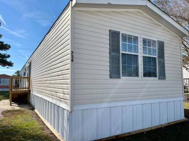 Main picture of 553 Corbin St