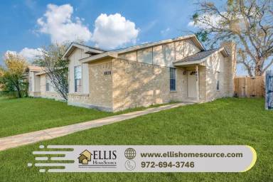 Main picture of 8836 Hidden Hill Dr