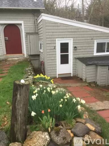 Main picture of 24 Cooper Hill Rd
