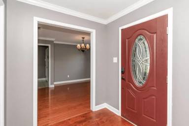 Main picture of 7130 Haleys Way