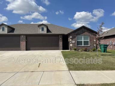 Main picture of 463 Barbet Dr