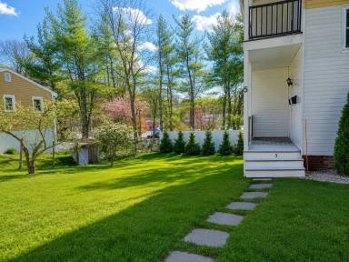 Main picture of 5 Madison St