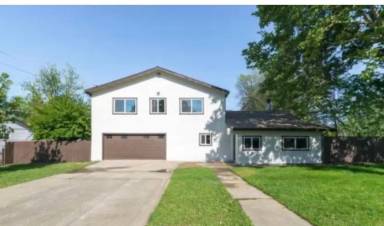 Main picture of 8516 Mariposa Ave