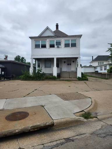 Main picture of 1827 15th Street Pl