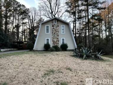 Main picture of 219 Foxdale Dr