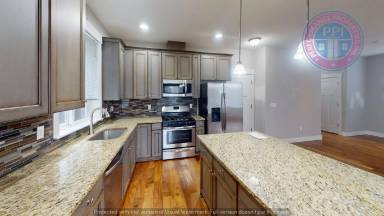 Main picture of 5407 SE Knapp St