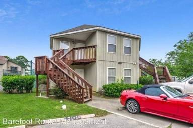 Main picture of 409 Tree Top Ct