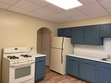 Main picture of 442 S Pacific Ave