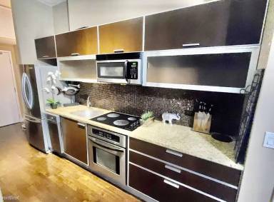 Main picture of 8107 S Paulina St