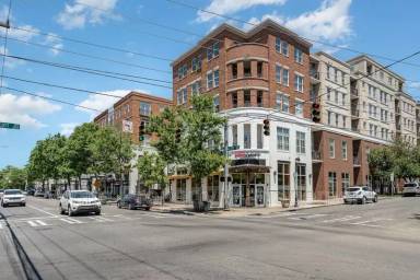 Main picture of Condominiums