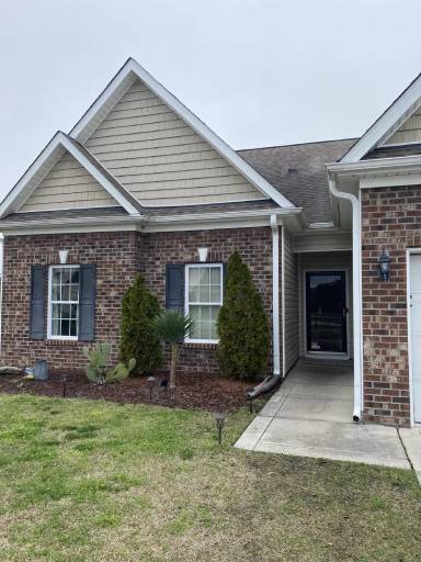 Main picture of 201 Silver Hills Dr