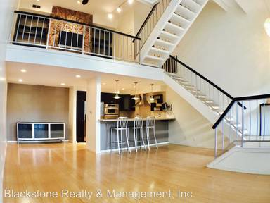 Main picture of 988 Granville Ave