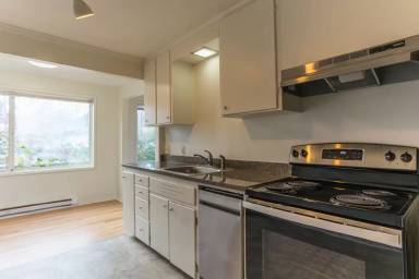 Main picture of 6512 Martin Luther King Jr Way S