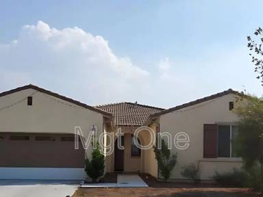 Main picture of 28745 Outlaw Way