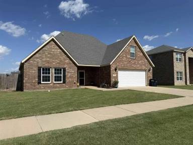 Main picture of 3623 Plantation Dr