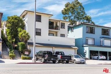 Main picture of 1961 S Beverly Glen Blvd