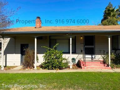 Main picture of 2446 Ione St