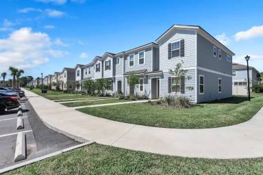 Main picture of 379 Annies Pl