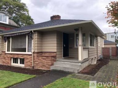 Main picture of 6436 NE 26th Ave
