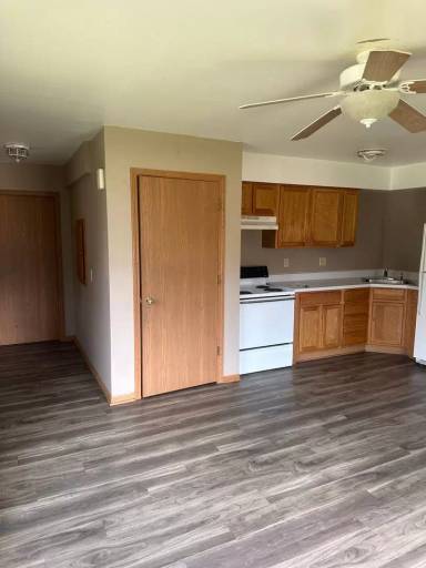 Main picture of 206 Colby Blvd