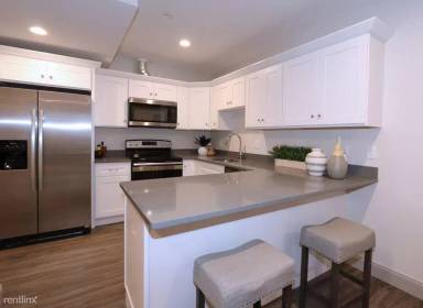 Main picture of 1580 River Street - 3K