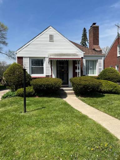 Main picture of 17565 Saint Marys St