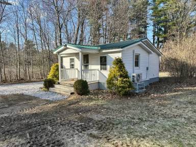 Main picture of 105 Sebago Lake Rd