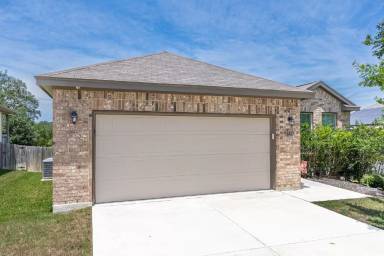 Main picture of 11219 Pomona Park Dr