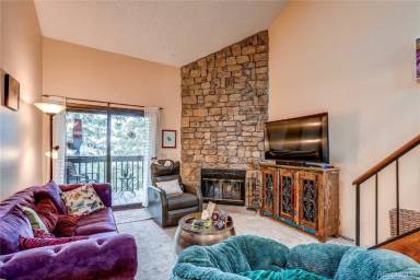 Main picture of 222 Wright St