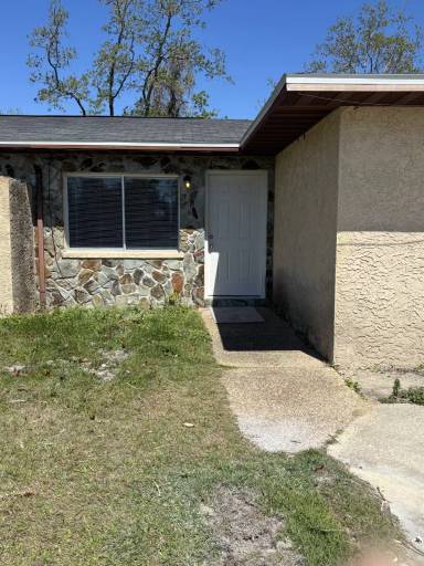 Main picture of 6521 Winona St