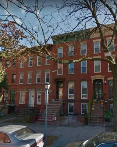 Main picture of 64 Madison Ave