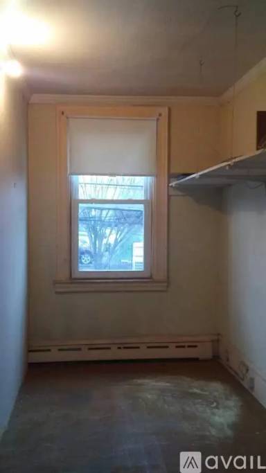 Main picture of 1810 Brownsville Rd